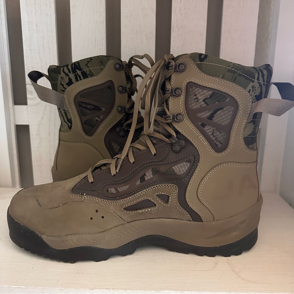 Under Armour Tactical Hunting Boots Mens 13 Camo Vibram 3024339 - Picture 12 of 15